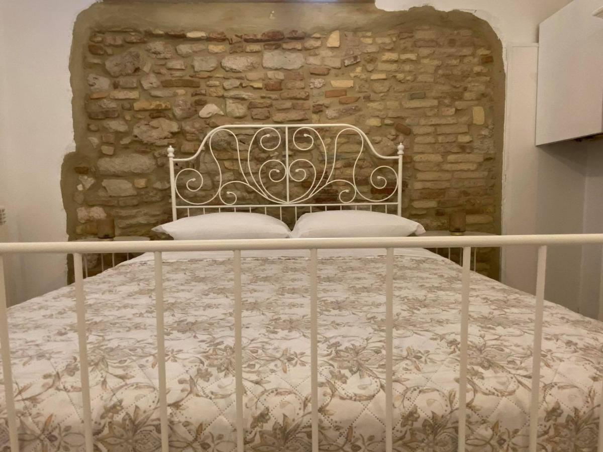 Mama Maja Bed & Breakfast Vacri Dış mekan fotoğraf